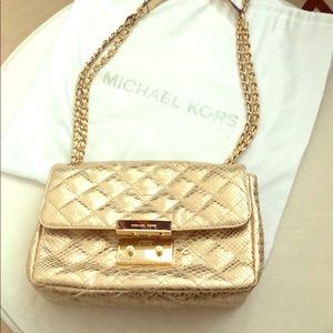 Micheal Kors gold chain purse